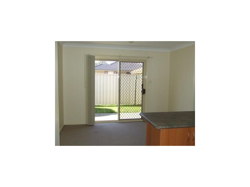 1/76 Casey Drive, Singleton NSW 2330