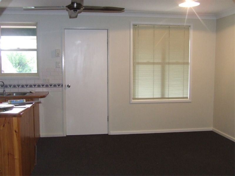3 Edinburgh Avenue, Singleton NSW 2330