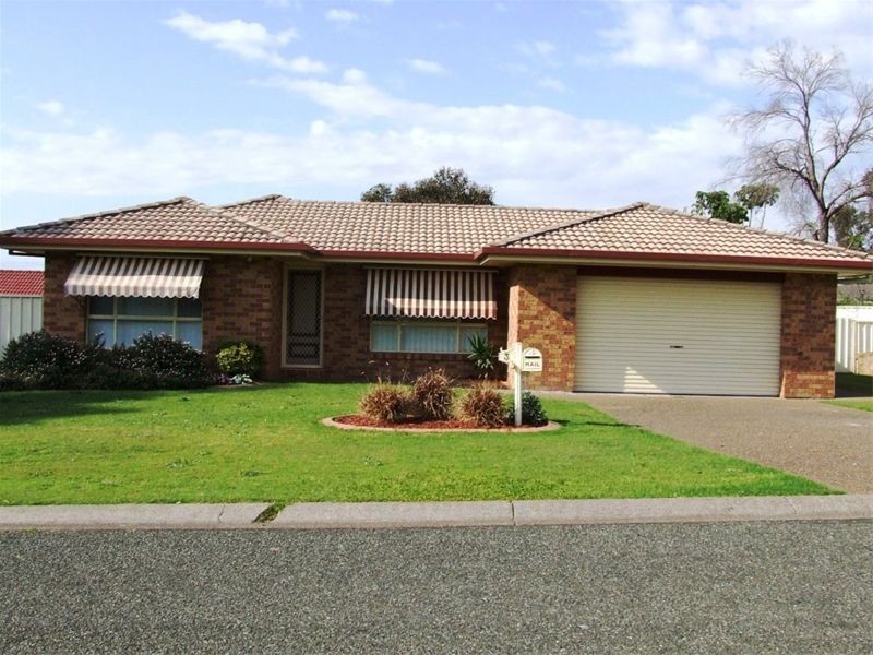 3 Madden Parade, Singleton NSW 2330