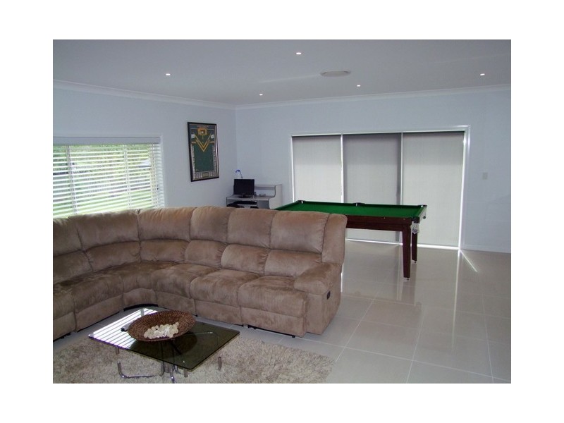 62 Greenwood Avenue, Singleton NSW 2330