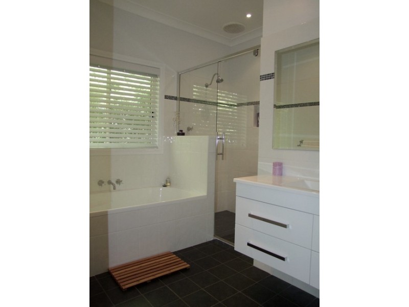 62 Greenwood Avenue, Singleton NSW 2330