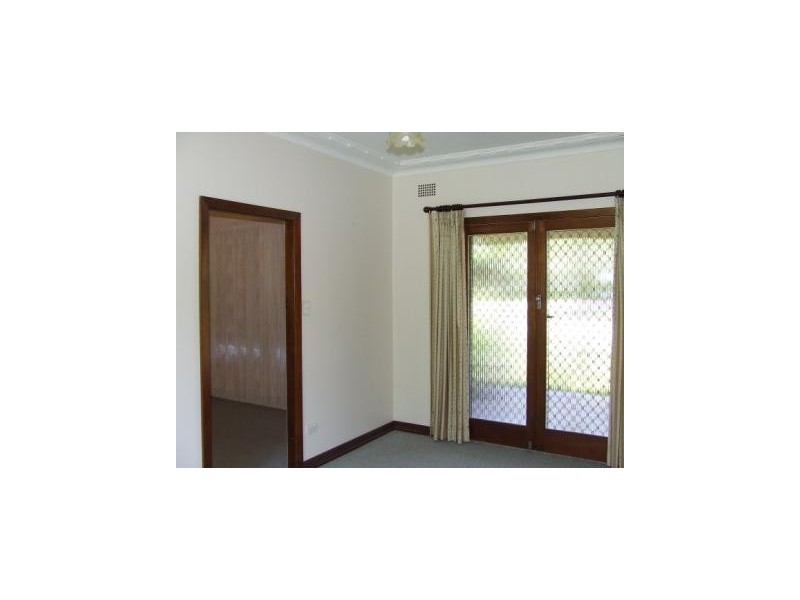 22 Dangar Road, Singleton NSW 2330