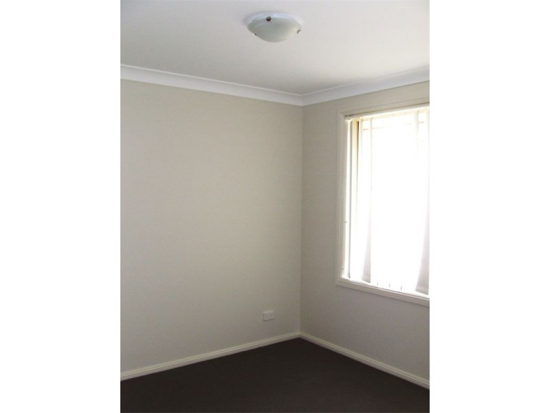 4/4 Wyndham Street, Greta NSW 2334