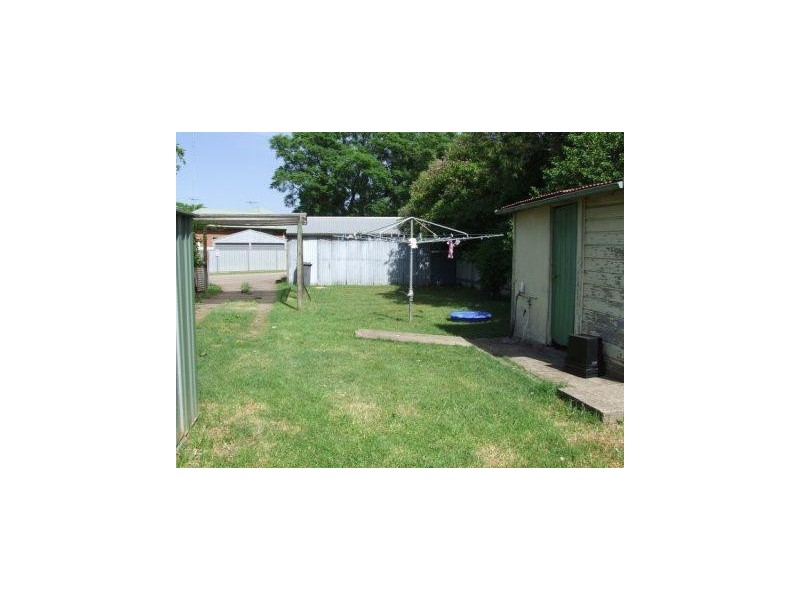 111 George Street, Singleton NSW 2330