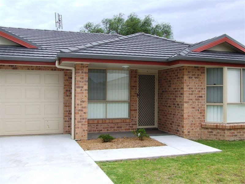 6/4  Wyndham Street, Greta NSW 2334