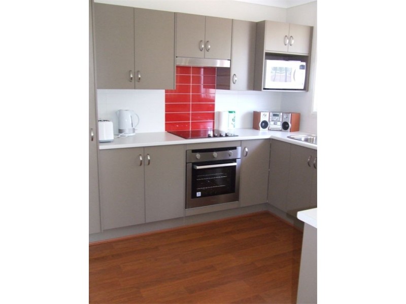 6/4  Wyndham Street, Greta NSW 2334