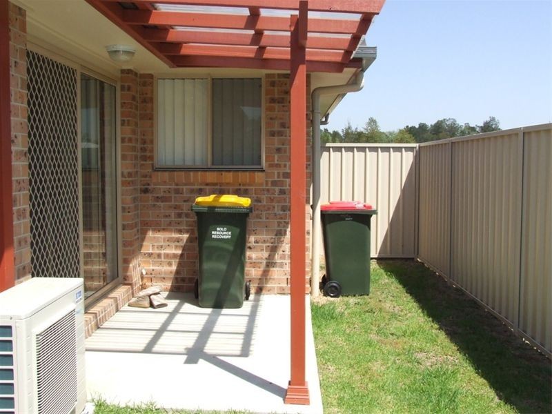 6/4  Wyndham Street, Greta NSW 2334