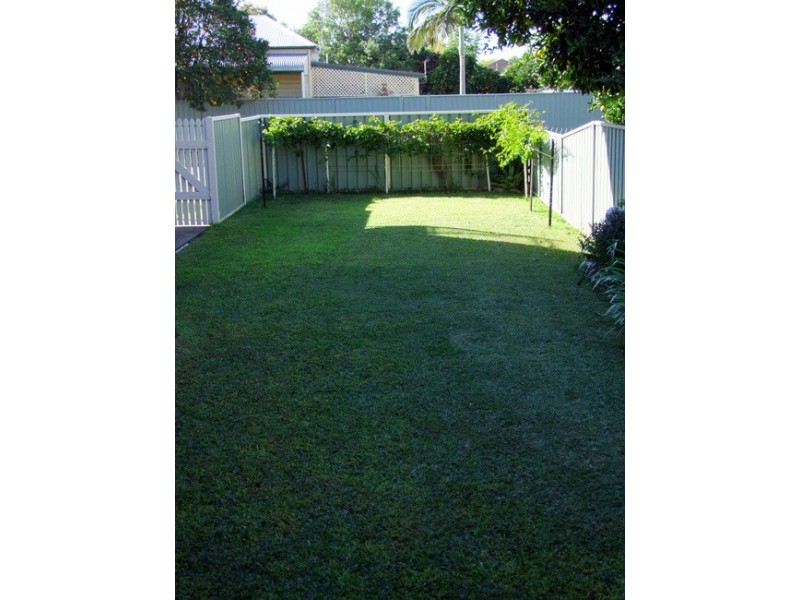 13 Argyle Street, Singleton NSW 2330