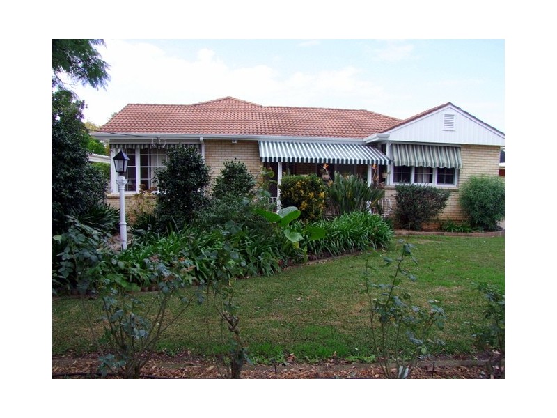 17 Boundary Street, Singleton NSW 2330