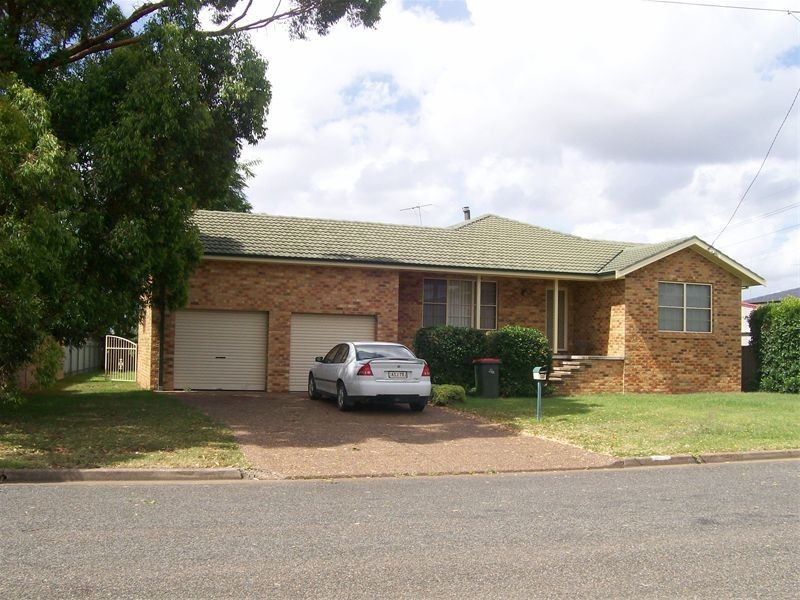 33  Ada Street, Singleton NSW 2330