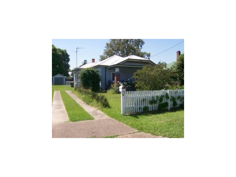 62  Pitt Street, Singleton NSW 2330