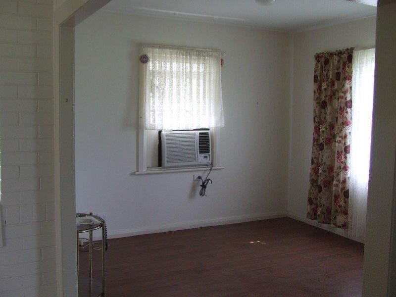 68  Knoddlers Lane, Singleton NSW 2330