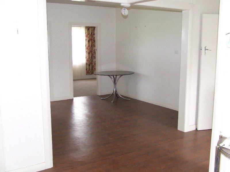 68  Knoddlers Lane, Singleton NSW 2330