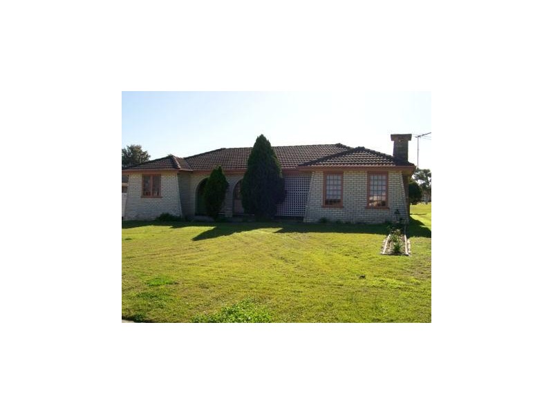 77  Lawson Ave, Singleton NSW 2330