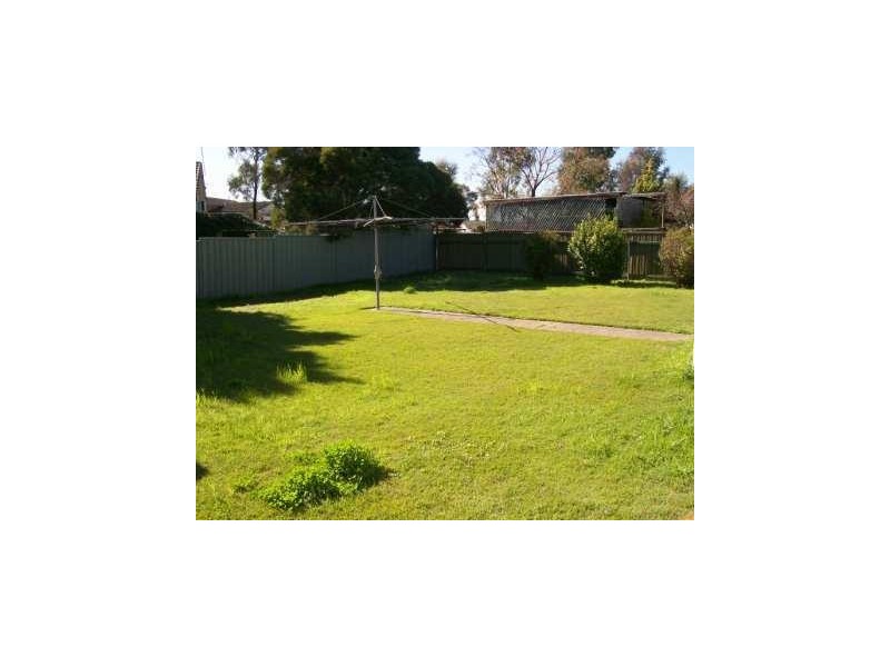 77  Lawson Ave, Singleton NSW 2330