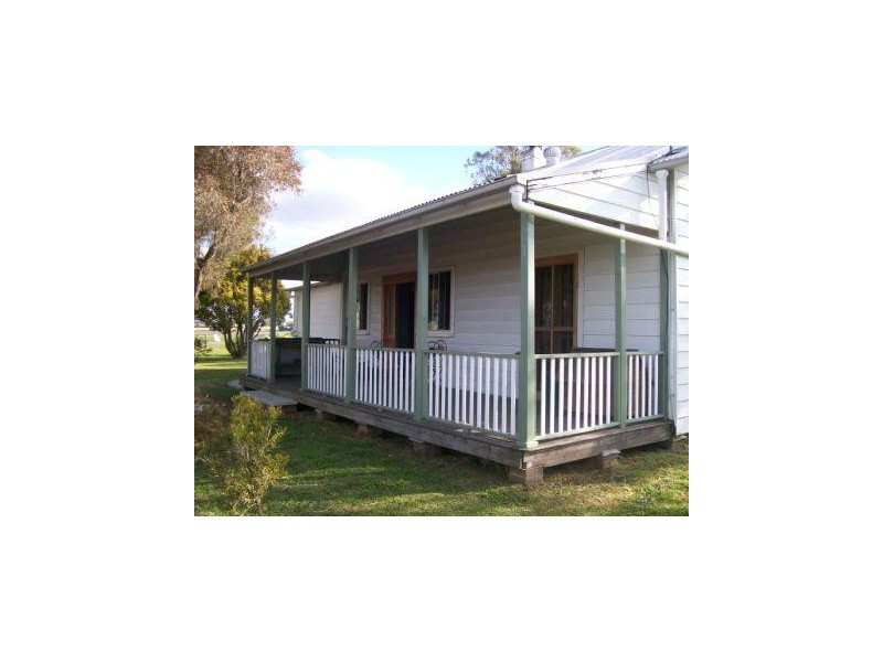 123  Racecourse Road, Singleton NSW 2330