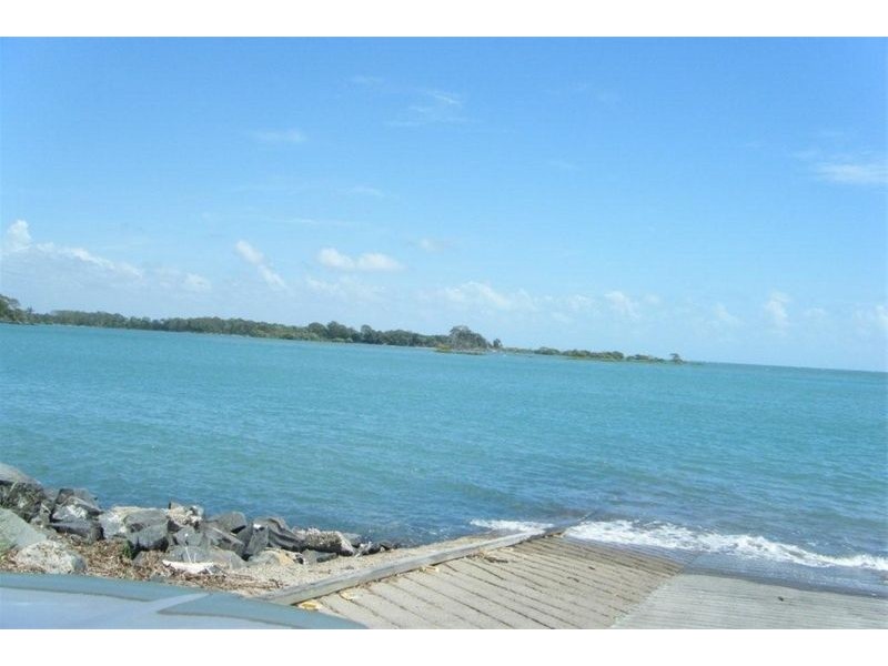 37 Fraser Waters Parade, Toogoom QLD 4655