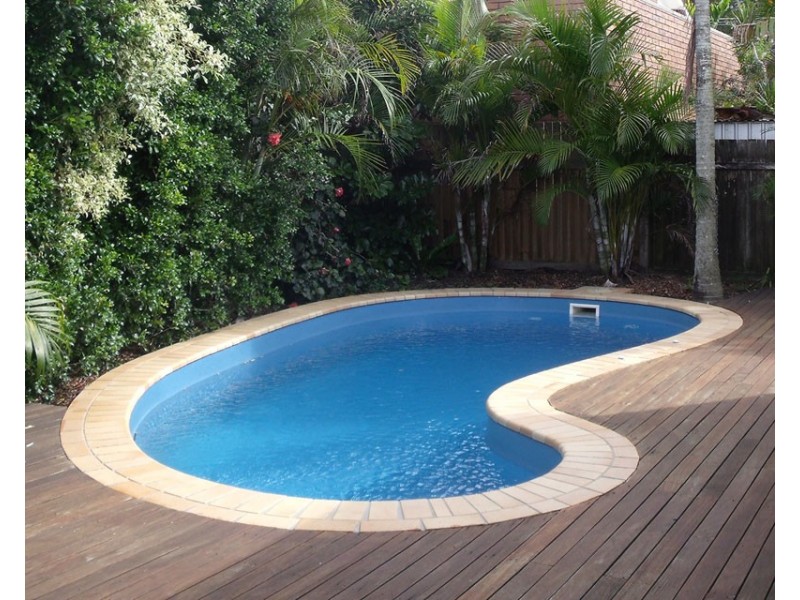 18 Prince Street, Urangan QLD 4655