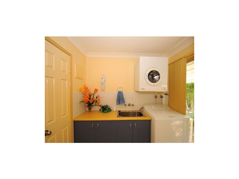 622 Esplanade, Urangan QLD 4655