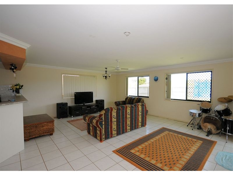 49 St Joseph Drive, Urraween QLD 4655