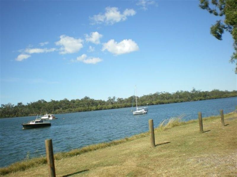 45 Wharf Street, Buxton QLD 4660