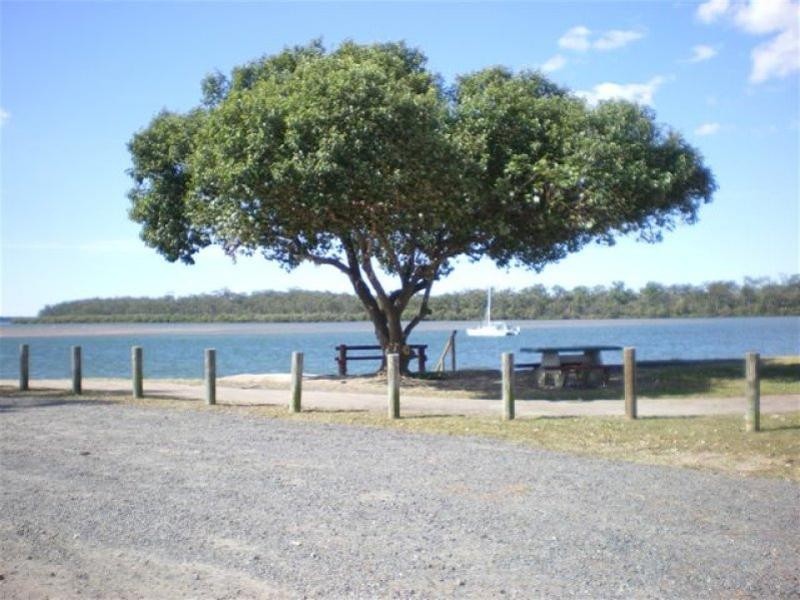 45 Wharf Street, Buxton QLD 4660