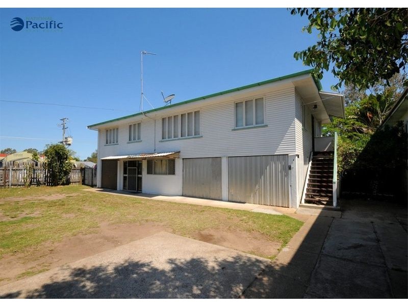 400 Esplanade, Torquay QLD 4655