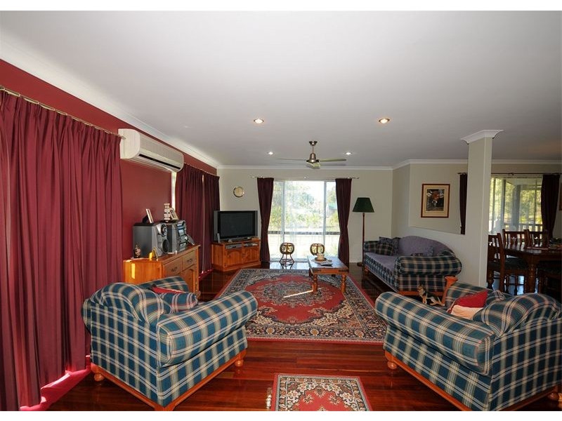 113 Swan Drive, Booral QLD 4655