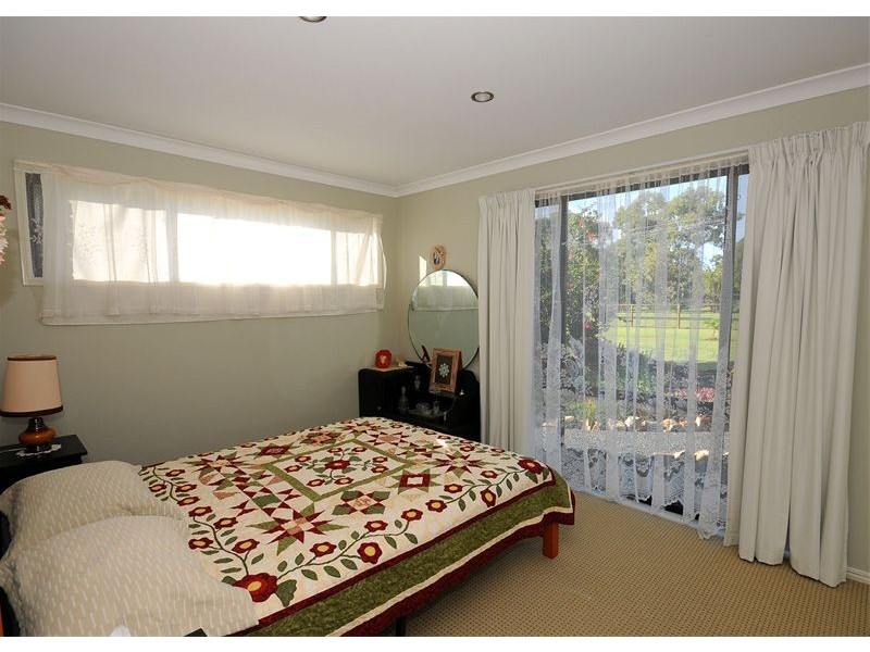 113 Swan Drive, Booral QLD 4655