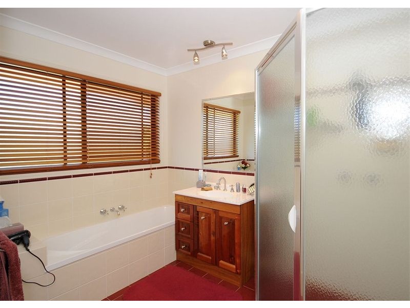 113 Swan Drive, Booral QLD 4655