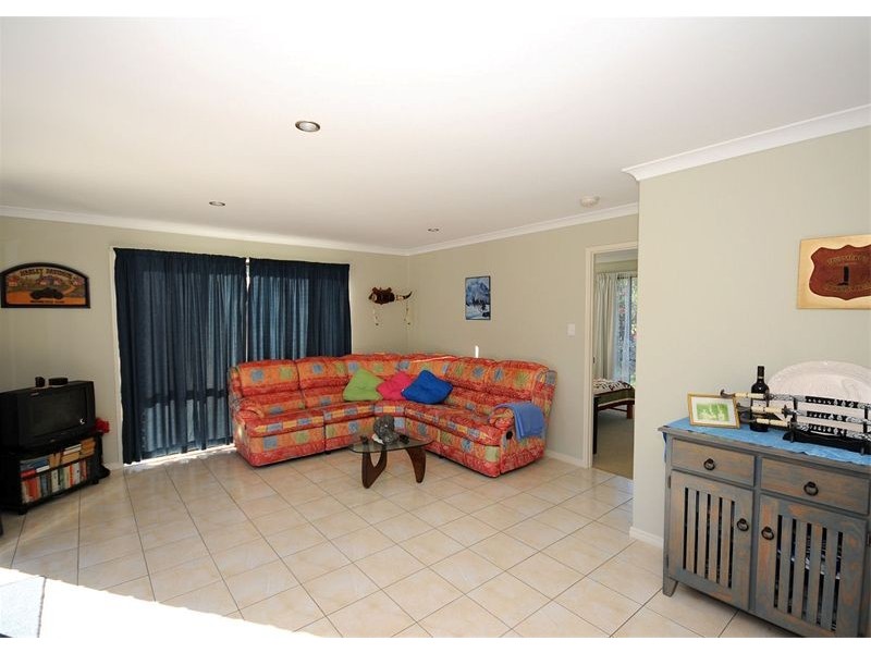 113 Swan Drive, Booral QLD 4655