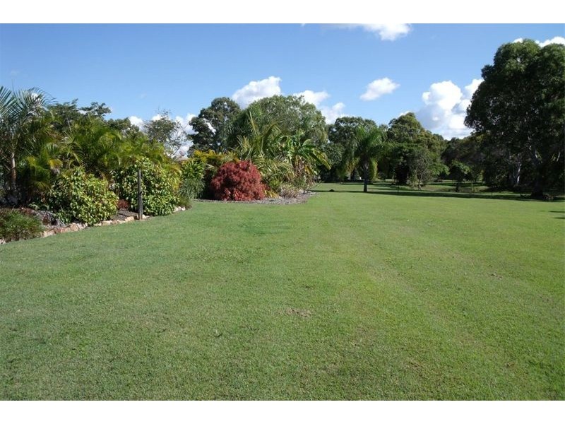 113 Swan Drive, Booral QLD 4655