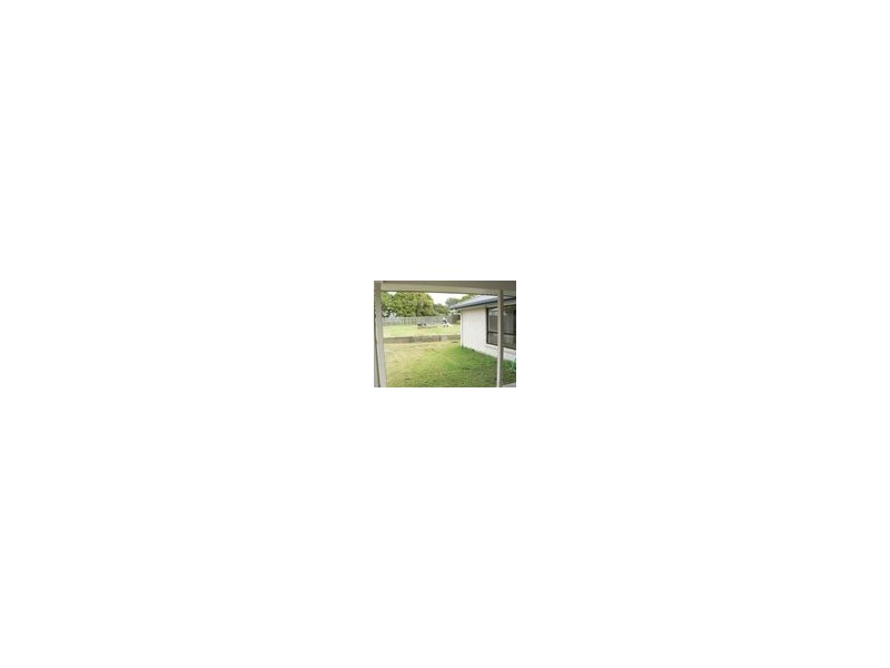 10 Charles Street, Howard QLD 4659