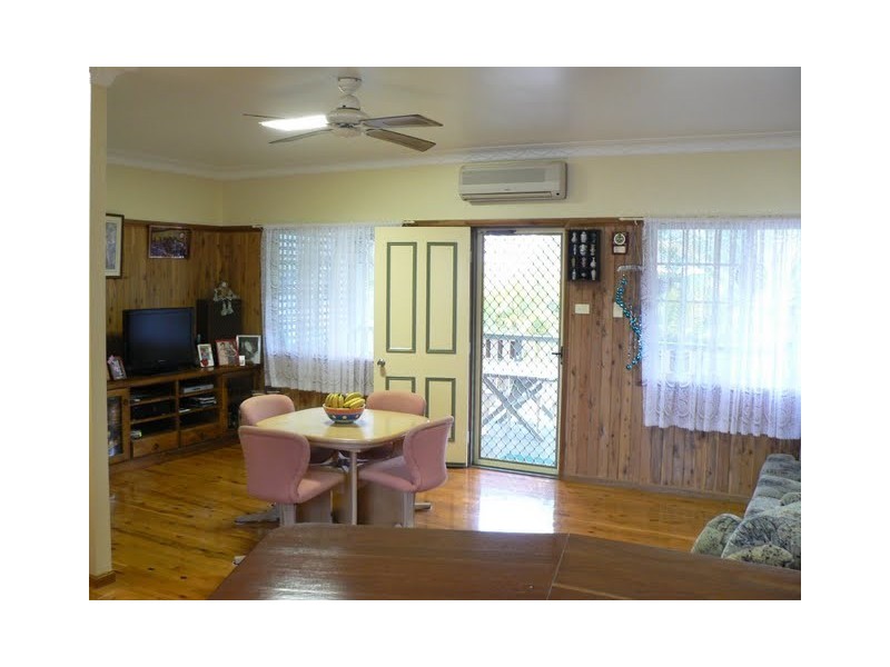 22 Burrum Street, Buxton QLD 4660