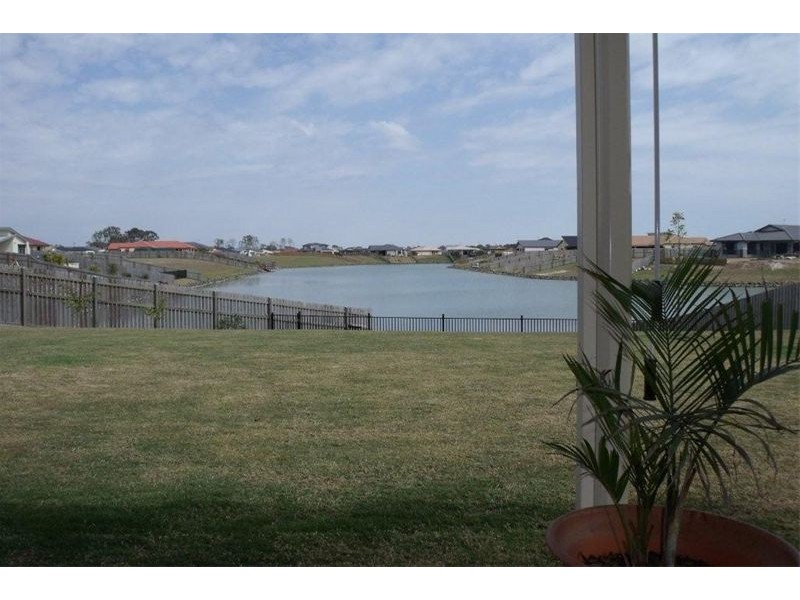 33 Lady Nelson Drive, Eli Waters QLD 4655
