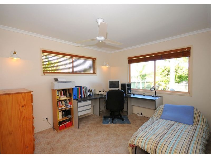45 Aimee Drive, Urangan QLD 4655