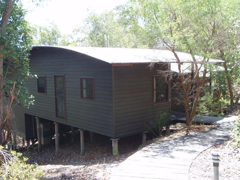 202 Cooloola Units – King Fisher Bay, Fraser Island QLD 4581