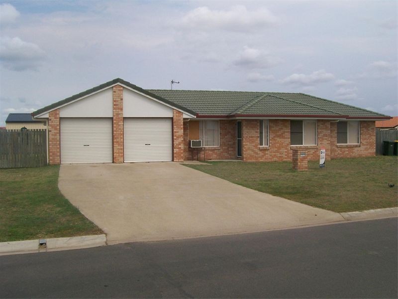 9 Bunya Court, Eli Waters QLD 4655