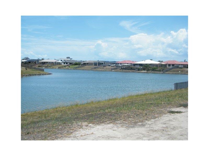 18 Endeavour Way, Eli Waters QLD 4655