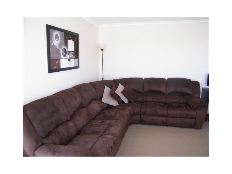 18 Endeavour Way, Eli Waters QLD 4655