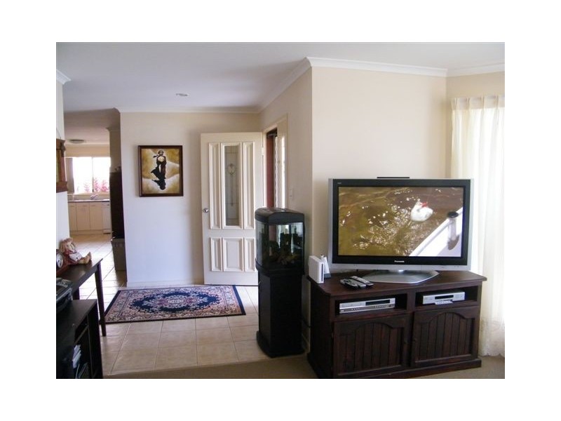 18 Endeavour Way, Eli Waters QLD 4655