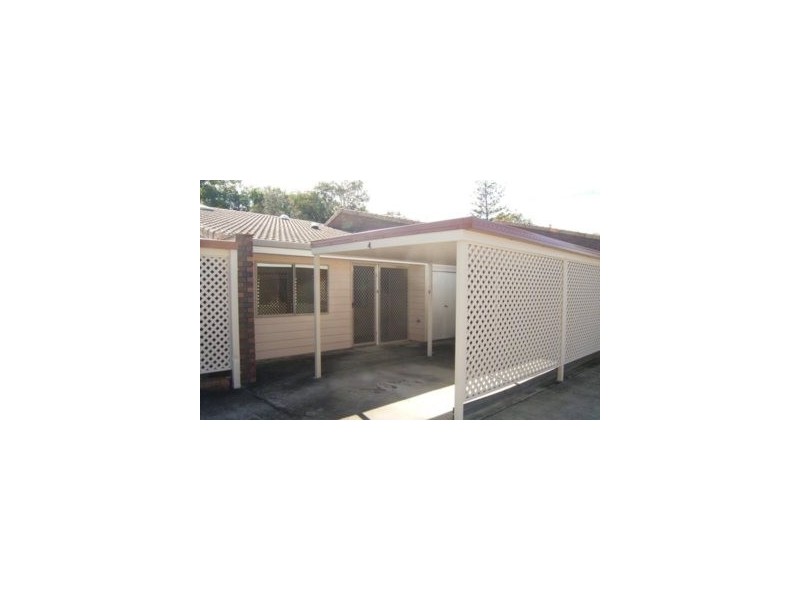 4/123 Freshwater Street, Torquay QLD 4655