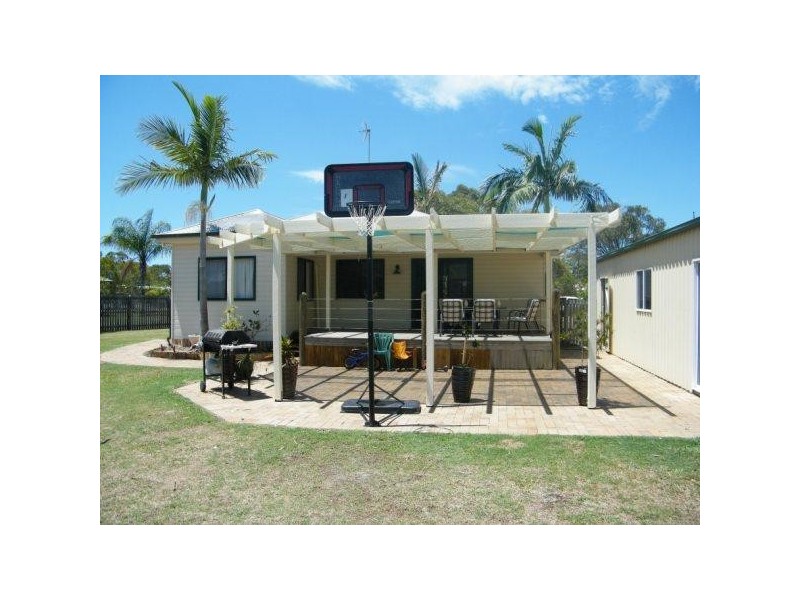 49 Ladbroke Cresent, Urangan QLD 4655