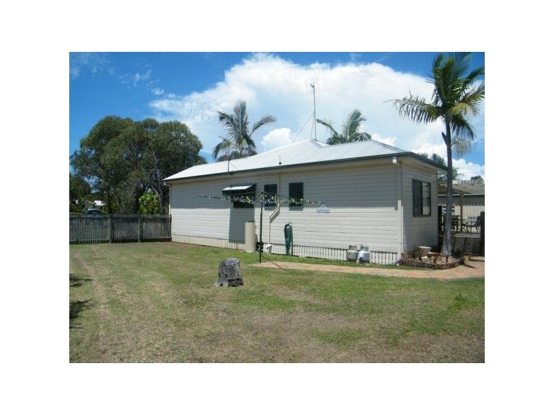 49 Ladbroke Cresent, Urangan QLD 4655