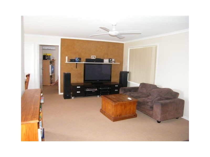 15 Bunya Court, Eli Waters QLD 4655