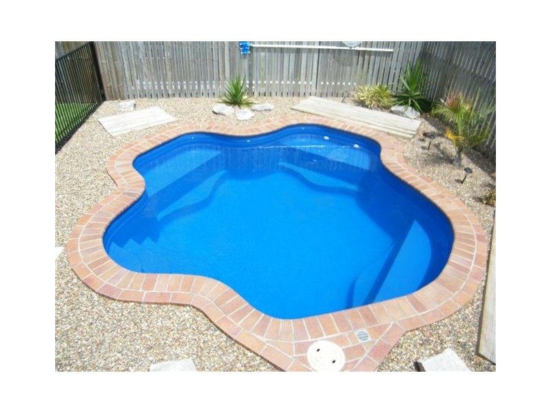15 Bunya Court, Eli Waters QLD 4655