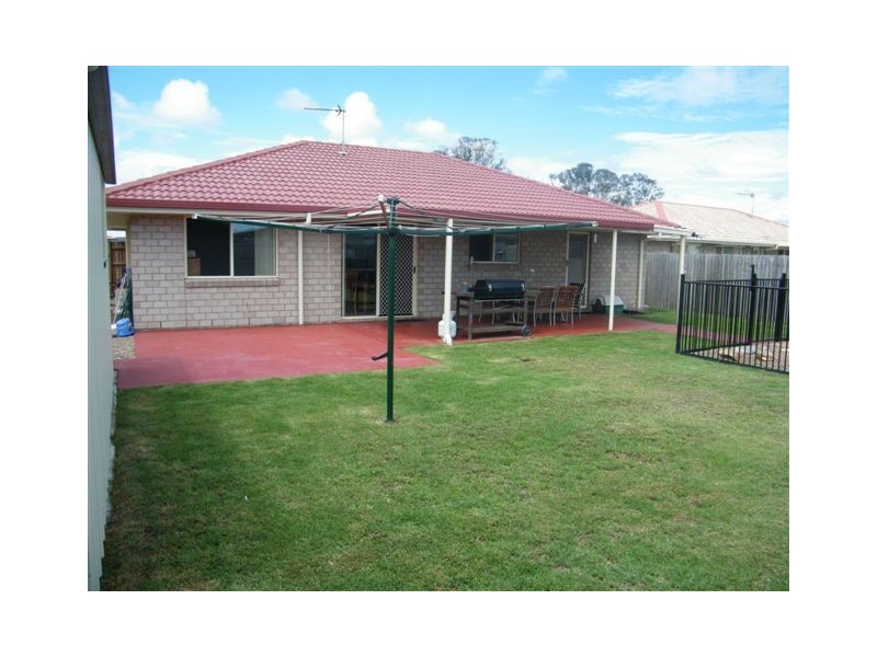 15 Bunya Court, Eli Waters QLD 4655