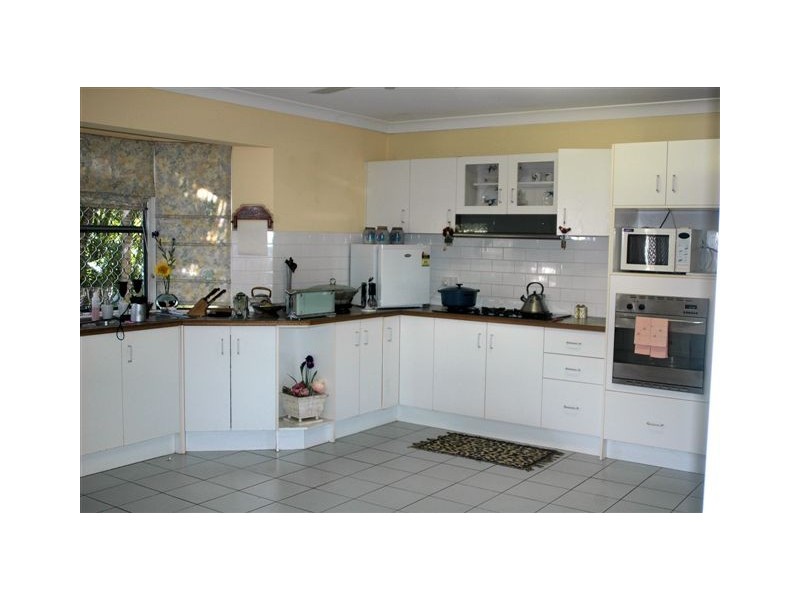 55 Ladbroke Crescent, Urangan QLD 4655