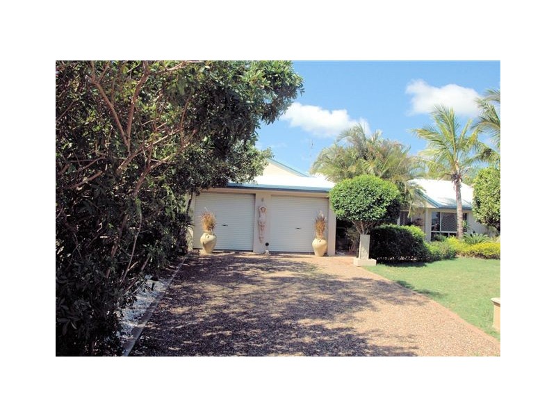 55 Ladbroke Crescent, Urangan QLD 4655
