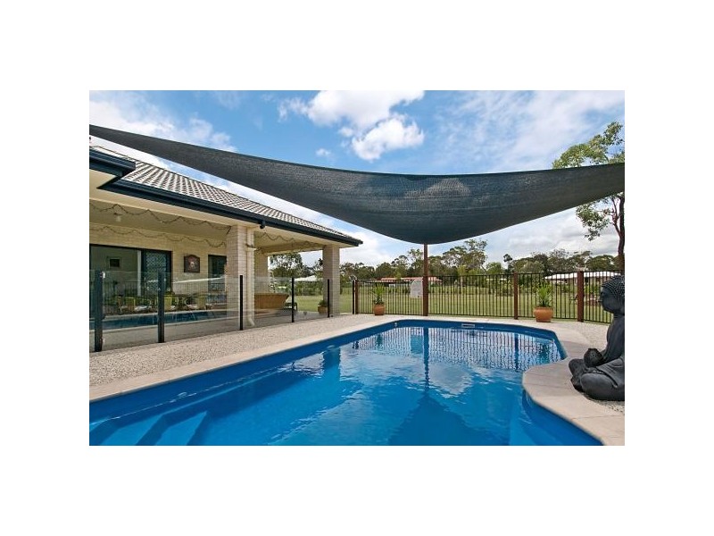 Cooroibah QLD 4565